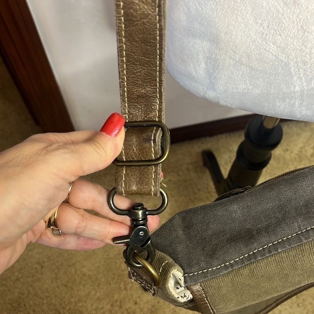 Myra 100% Handmade Messenger Type Upcycled Bag Canvas and Leather MCB4685M